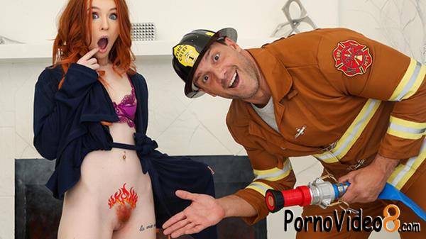 Madi Collins - Help, There’s a Fire in My Crotch! (SD/480p/501 MB)
