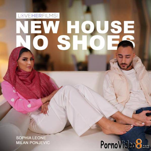 Sophia Leone - New House, No Shoes (FullHD/1080p/2.61 GB)