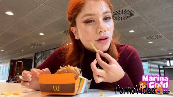 Marina Gold - CUM DRENCHED Teen Eats A Burguer Bukkake (FullHD/1080p/353 MB)