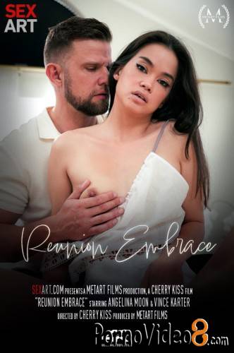 Angelina Moon - Reunion Embrace (SD/360p/345 MB)